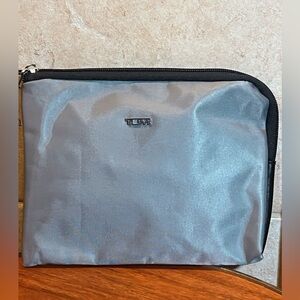 TUMI for Delta Toiletry Gray-black Travel Zip Pouch Bag Makeup Bag